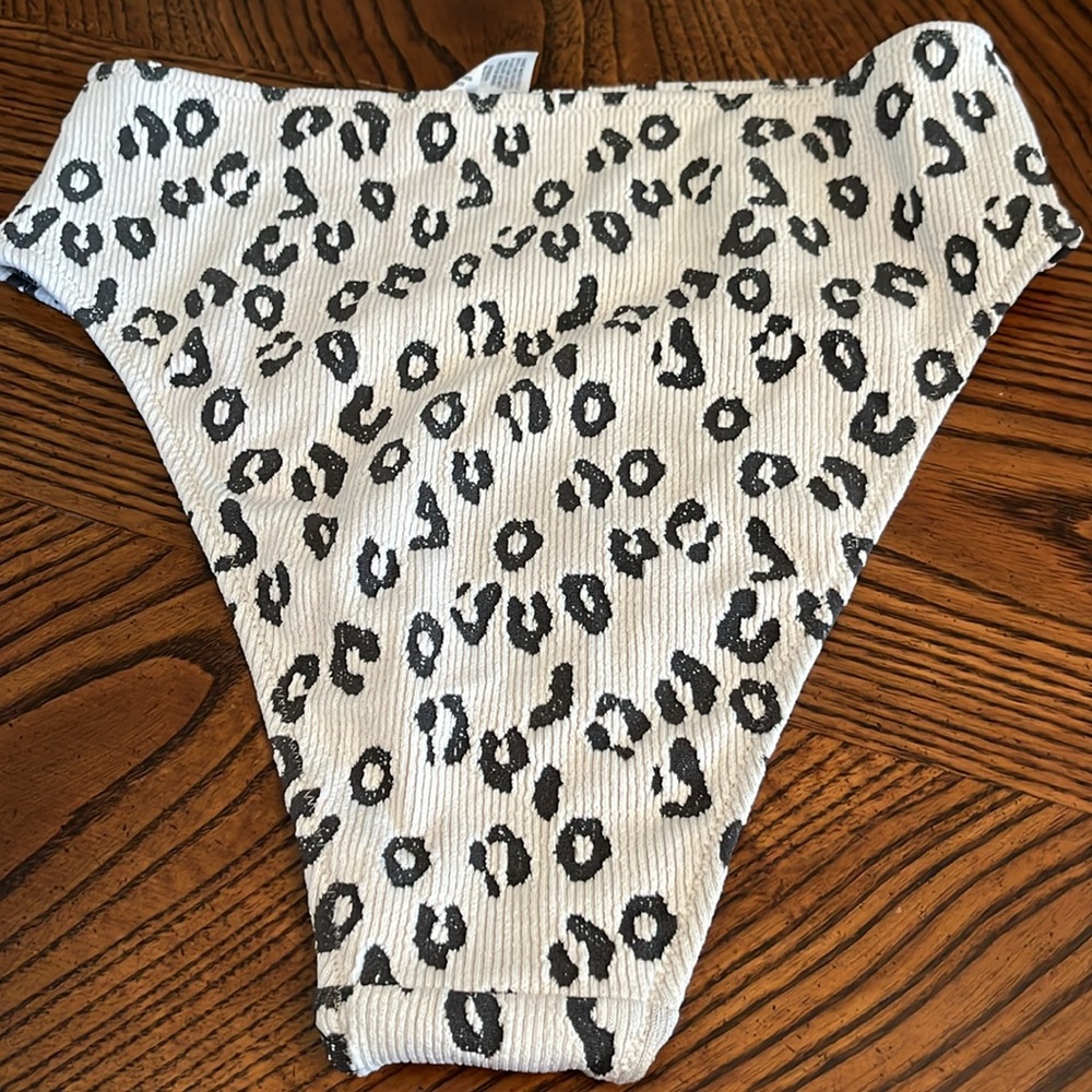 AERIE PANTY BUNDLE. 7 PIECES. NWOT. SIZE SMALL. - Picture 3 of 15